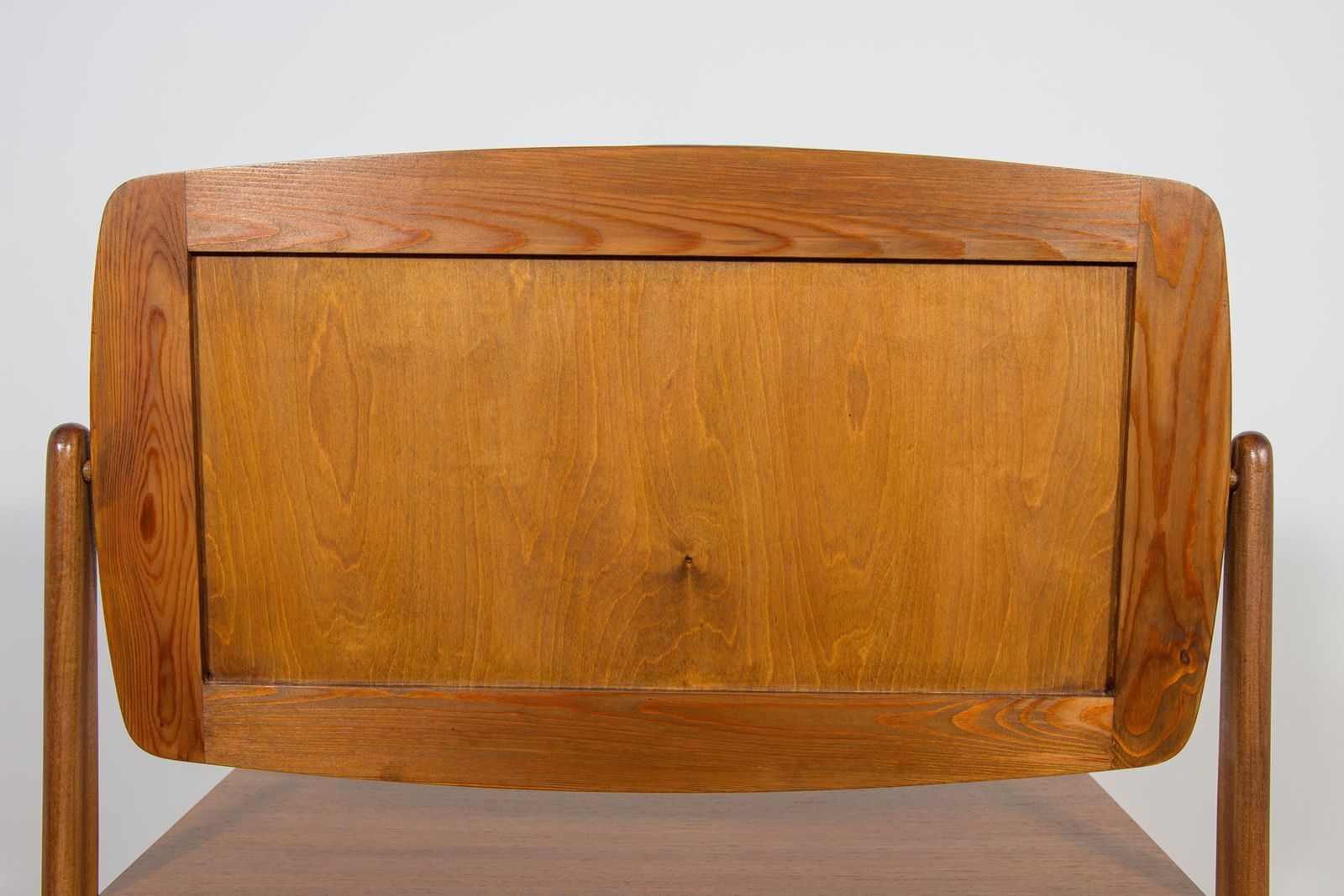 Mid Century Dressing Table From ølholm Møbelfabri, 1960s photo vinterior