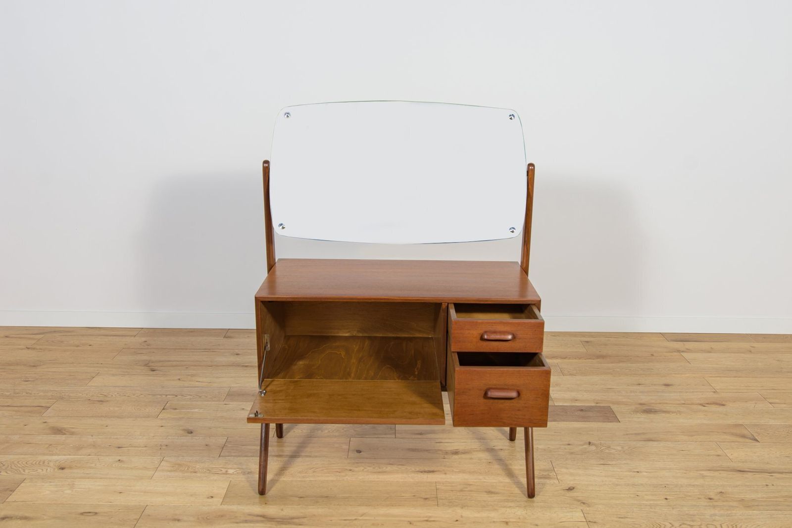 1393.0 Mid Century Dressing Table From ølholm Møbelfabri, 1960s photo