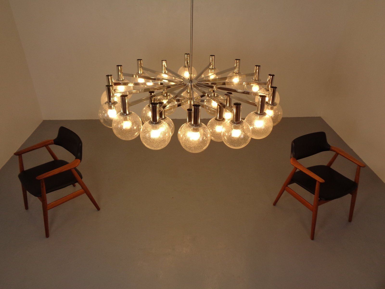 Large Chromed Spider Sputnik Lamp With 24 Handblownd Ice Glass Balls From Ott International, Germany, 1960s photo Lighting