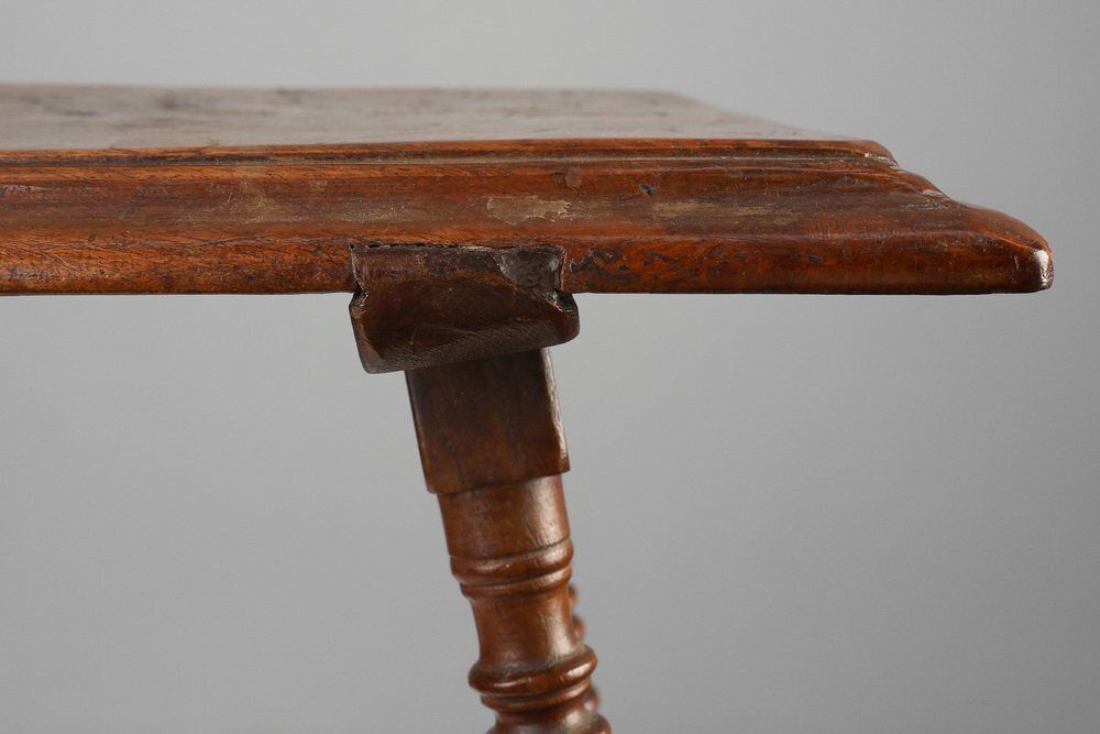 Antique 17th Century Oak Side Table With Turned Legs And Stretcher Base, Spain photo vintage