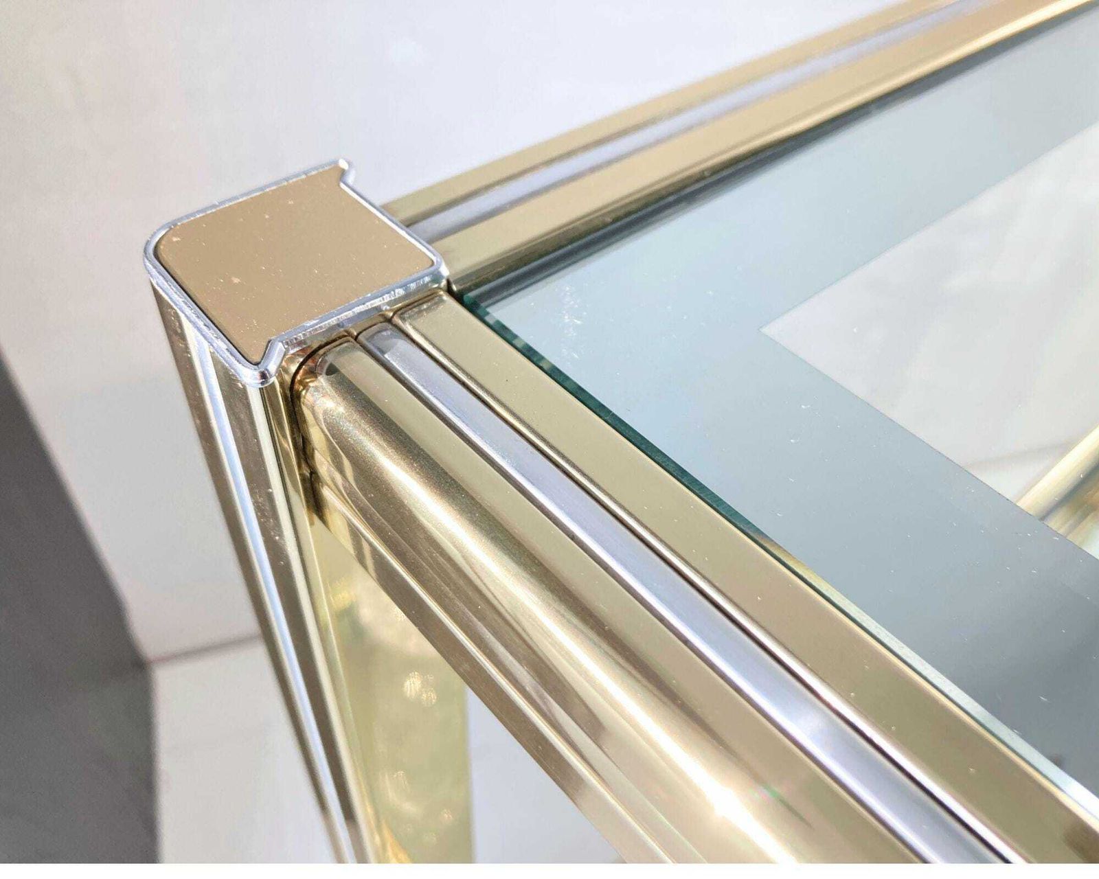 Pierre Vandel Bartafel | Parijs | Goudkleurige Chroom Serveertafel | 1960 photo buy