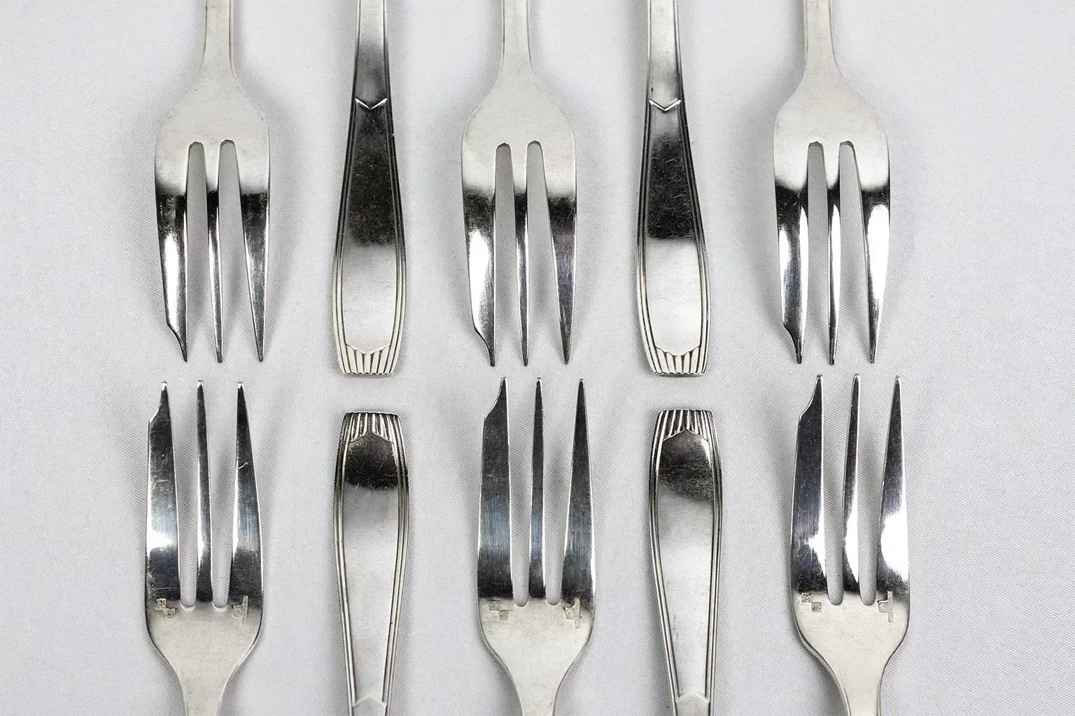 Set Of 10 Christofle Saigon Pattern Silver Plated Dessert Forks (Alfénide) photo 150.0
