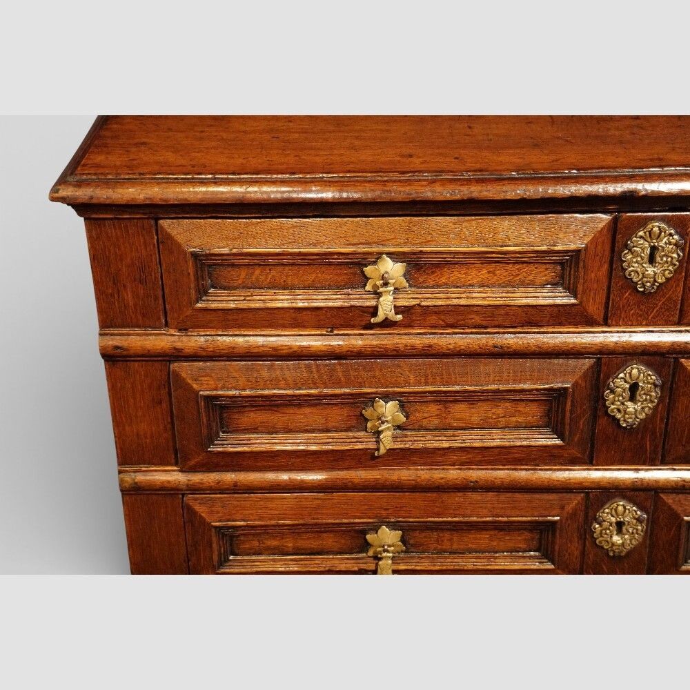 Jacobean Oak Chest Of Drawers With Original Brasses, C.1680 photo 1875.0