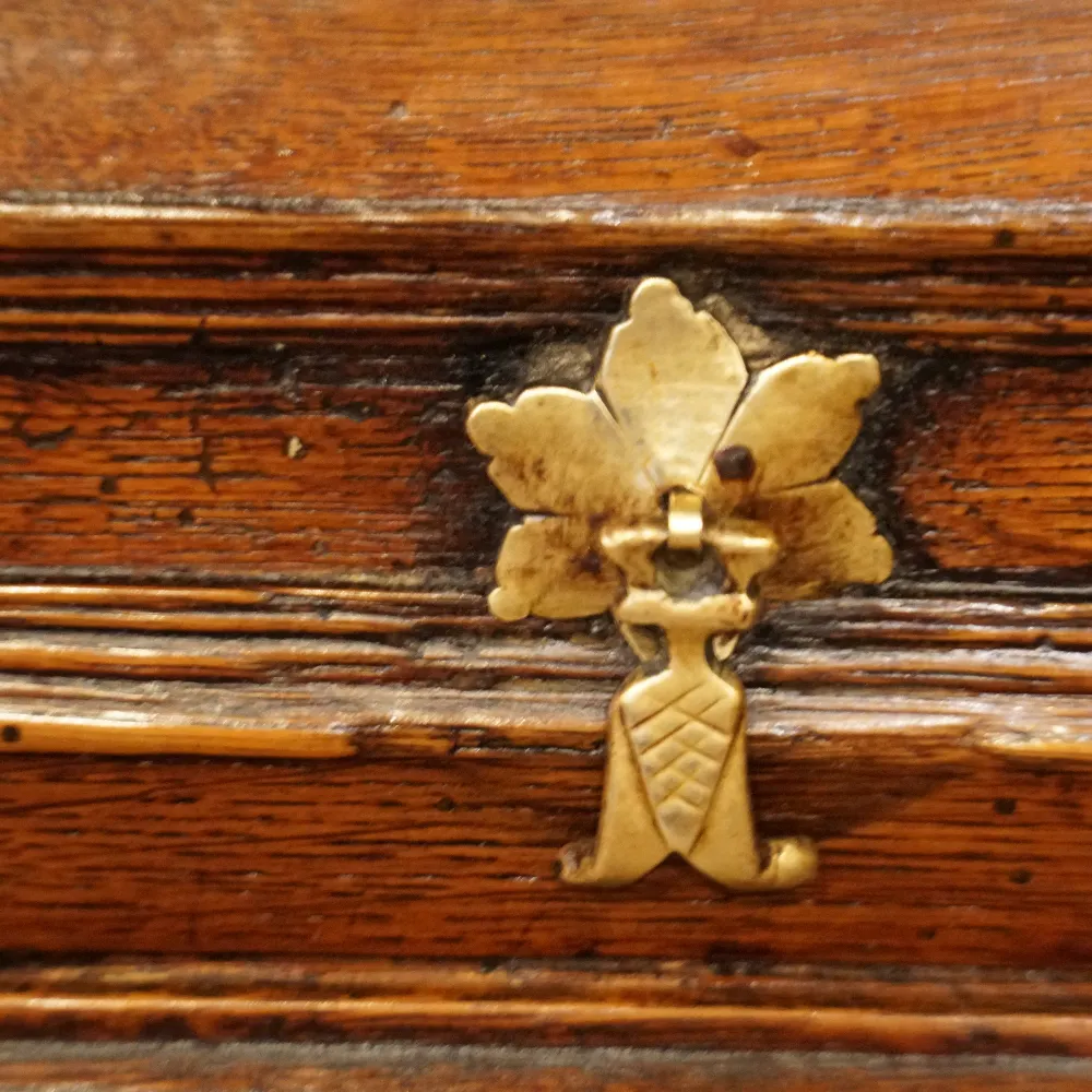 Jacobean Oak Chest Of Drawers With Original Brasses, C.1680 photo vinterior