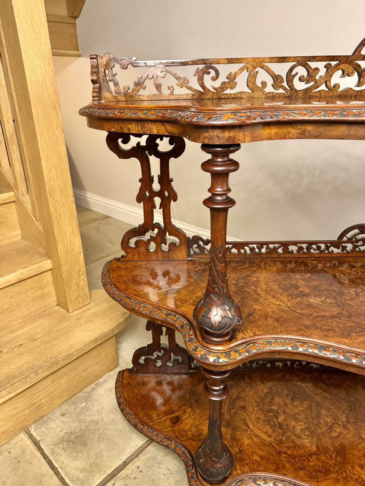 Fine Quality Victorian Figured Walnut Three Tier Whatnot photo vinterior