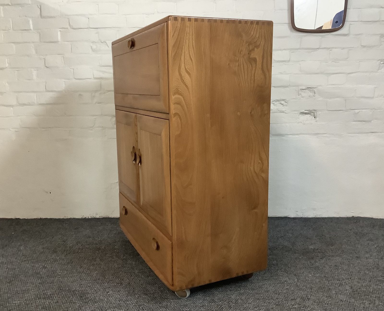 Ercol Windsor 469 Serving Cabinet/Bureau In Light Finish. photo vintage