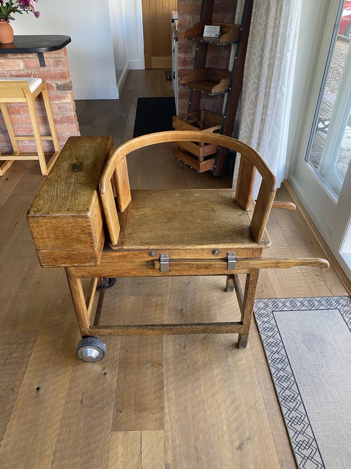 Vintage Jockey Scales photo 250.0