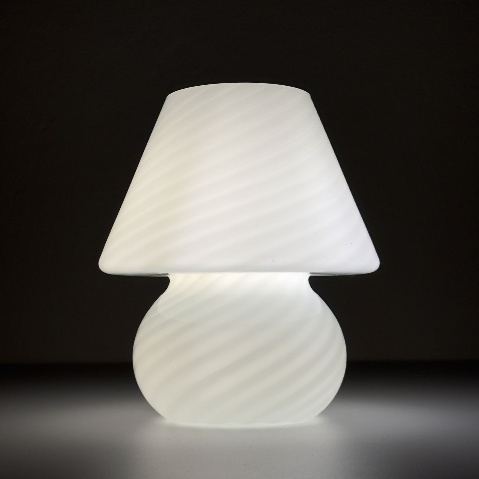 Original Vintage Swirl Murano Glass Table Lamp Mushroom, Italy 1970s photo furniture