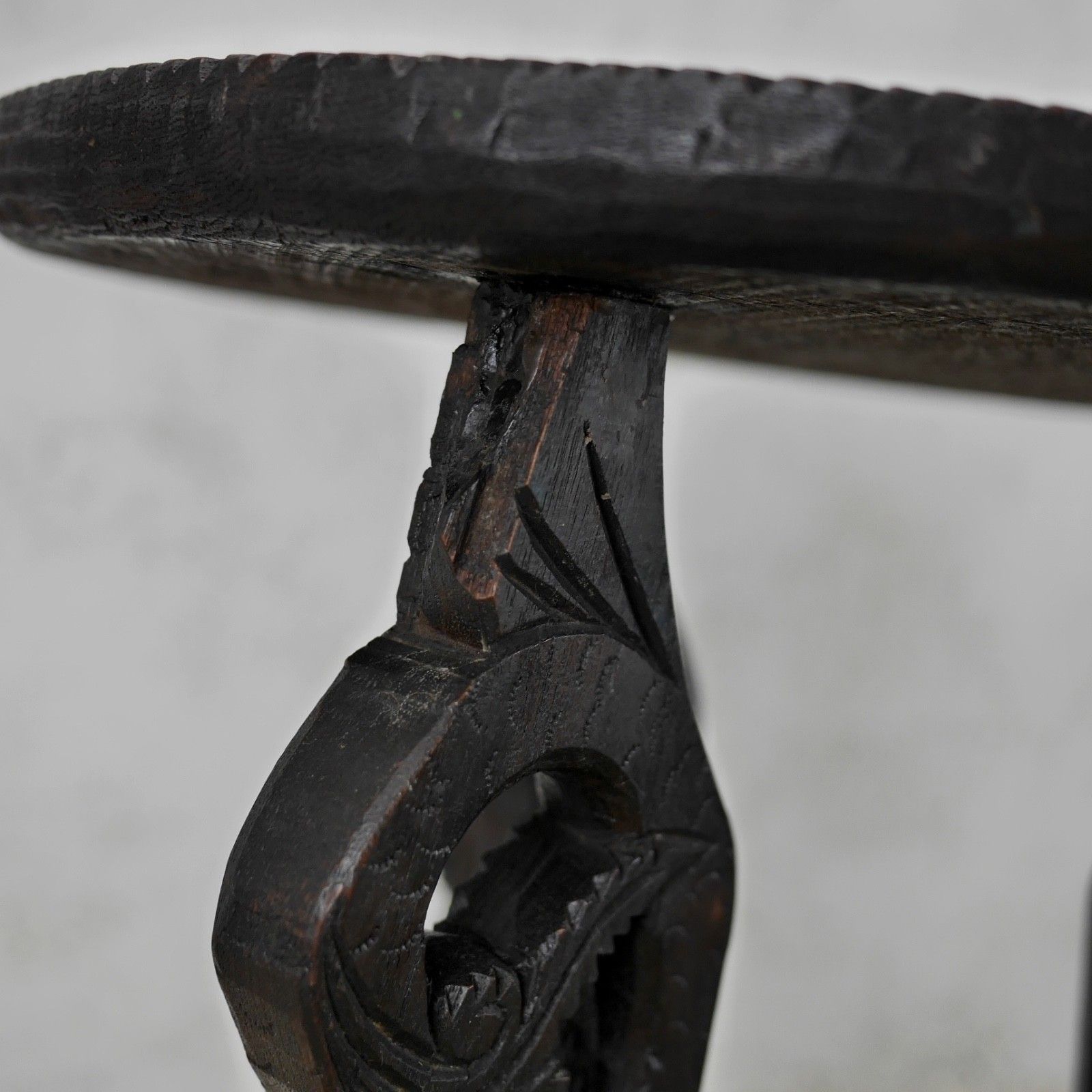 photo buy Antique Carved Peacock Asian Hard Dark Wood Lamp Side Table Plant Stand #103112