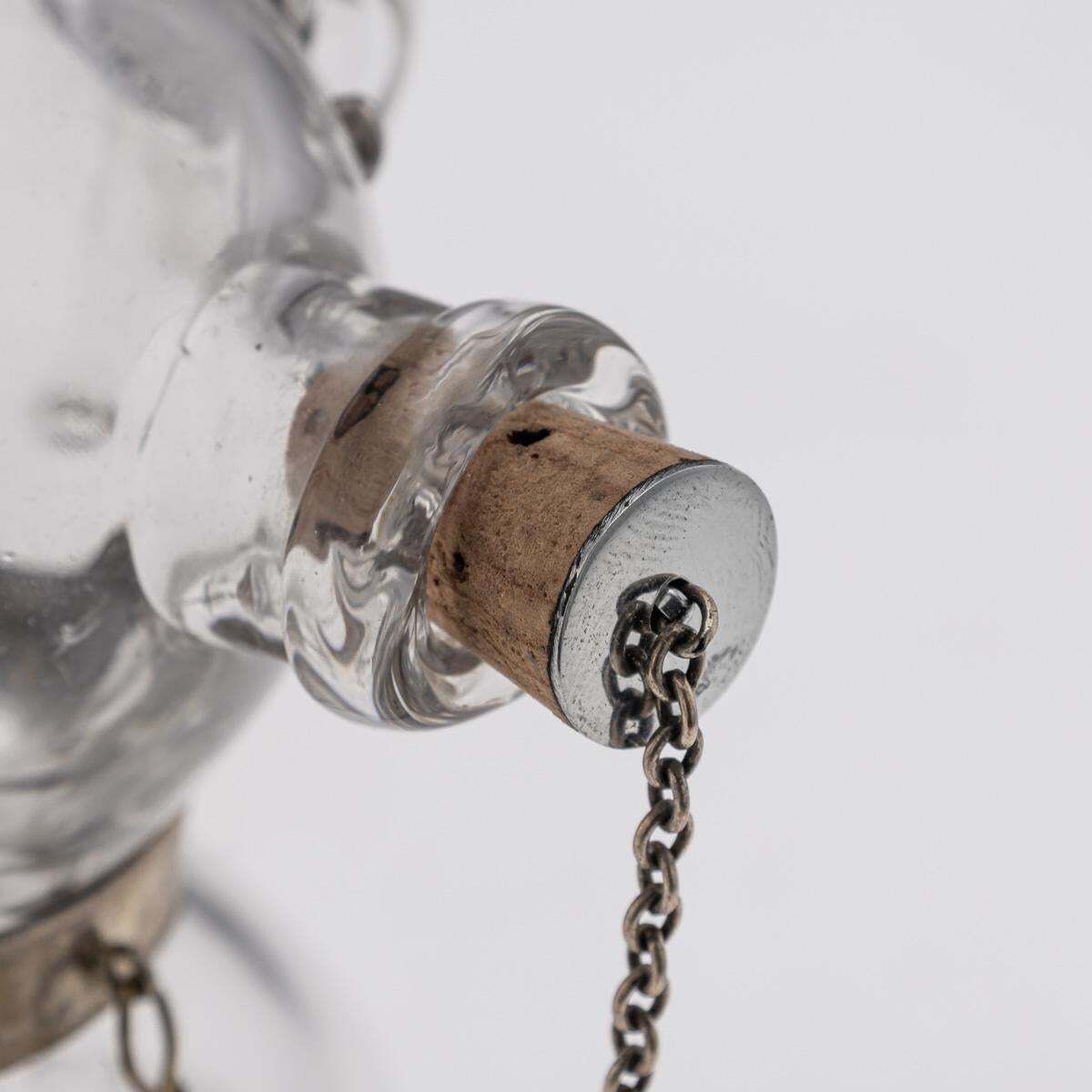 photo furniture Antique Victorian Silver Plated Dog Claret Jug, Glass Body, C1890