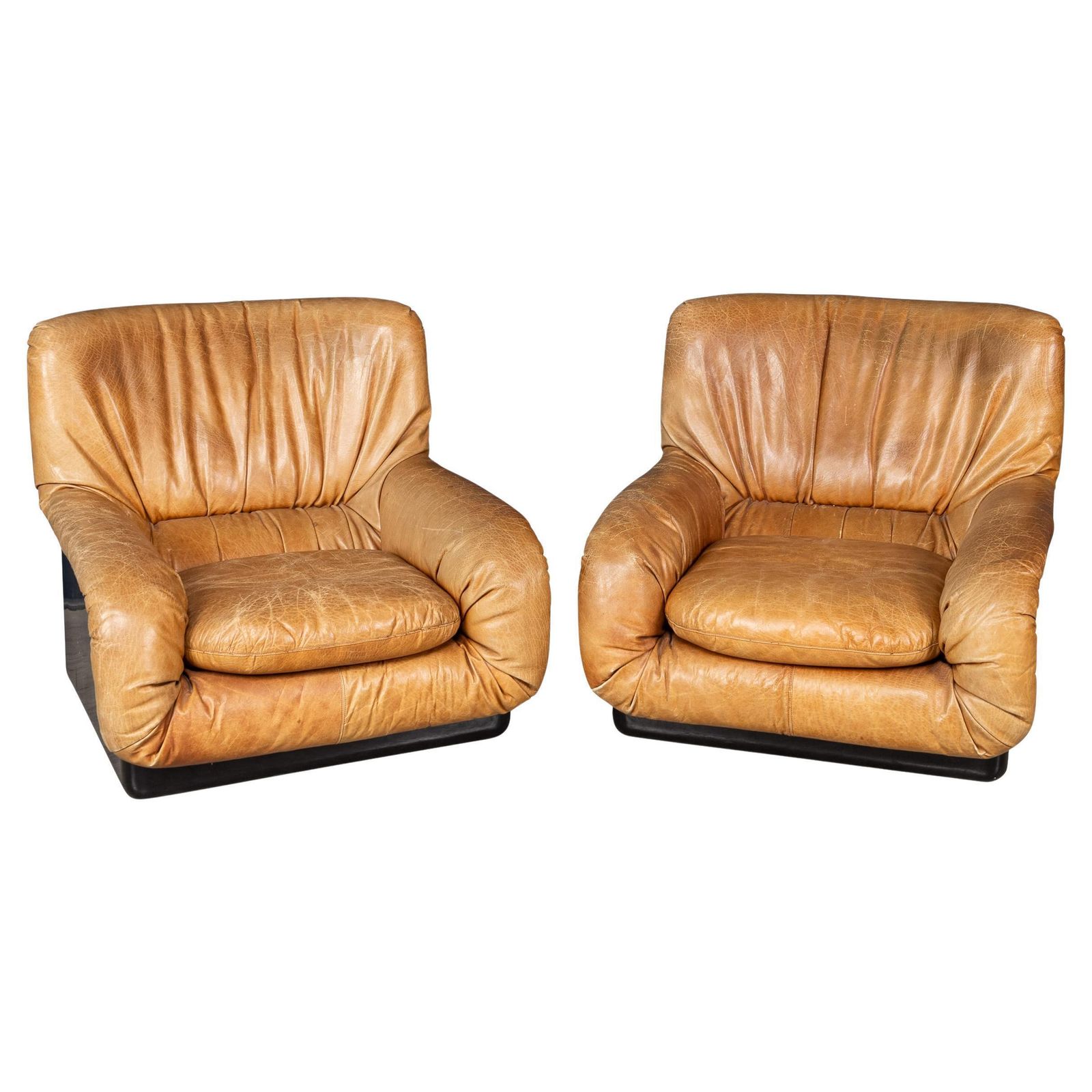 Vintage 20thc Pair Of Italian Leather Lounge Chairs By Rossi Di Albizzate C.1970