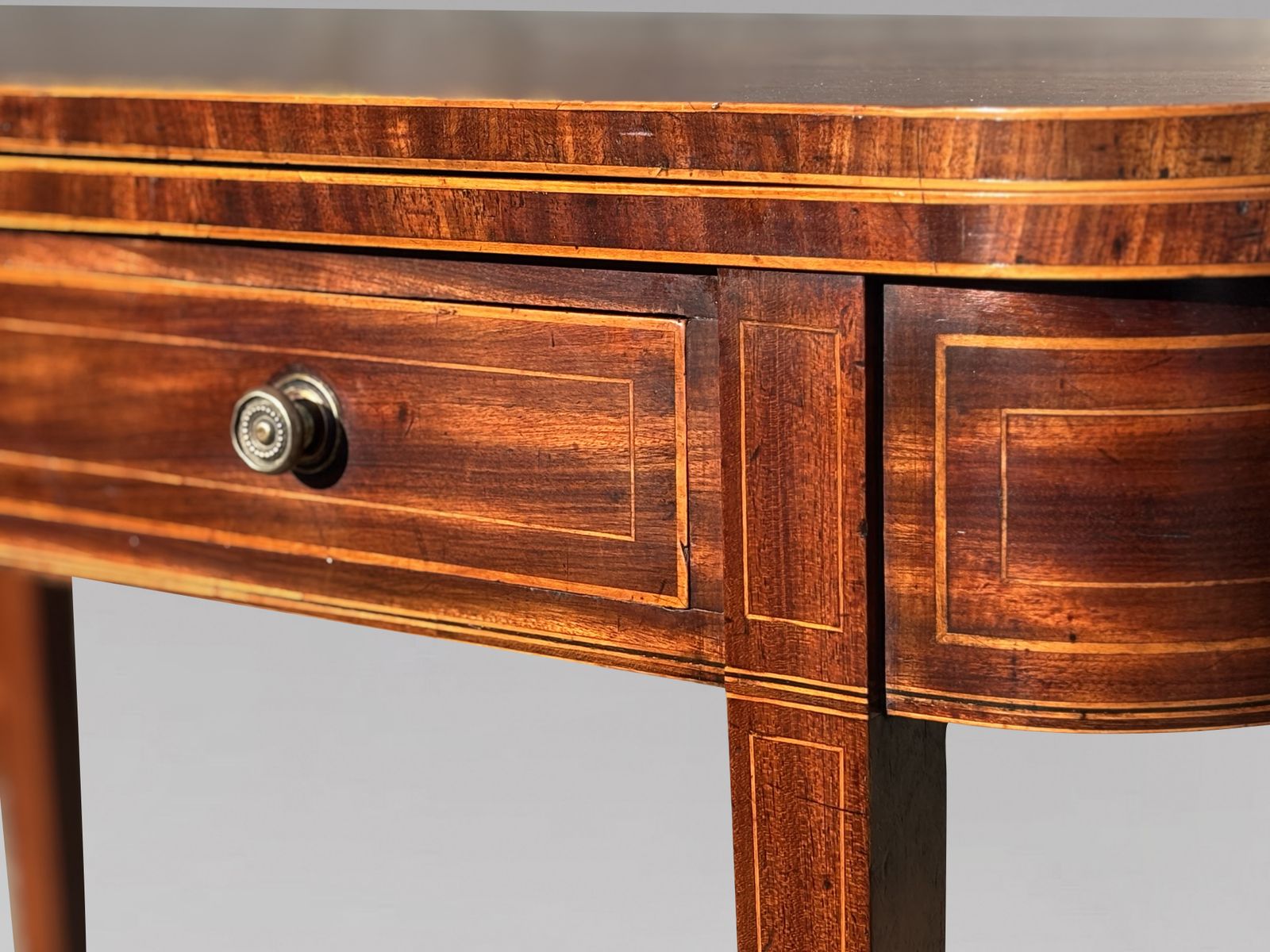 18th Century George III Period Mahogany Satinwood Stringing Fold Over Tea Table photo vinterior