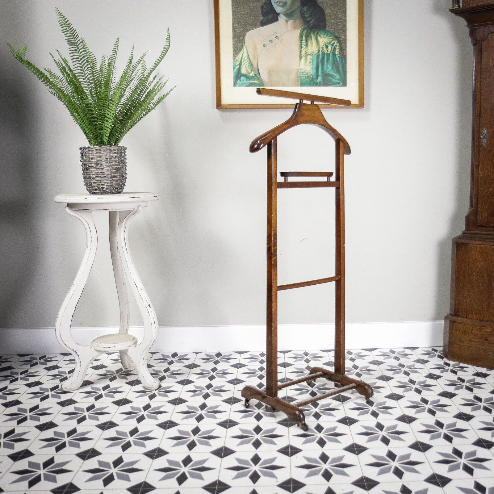 A Mid Century Gentleman's Valet In Fratelli Reguitti Style photo for sale