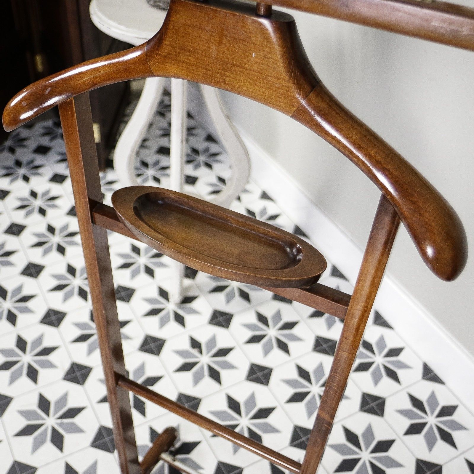A Mid Century Gentleman's Valet In Fratelli Reguitti Style photo buy