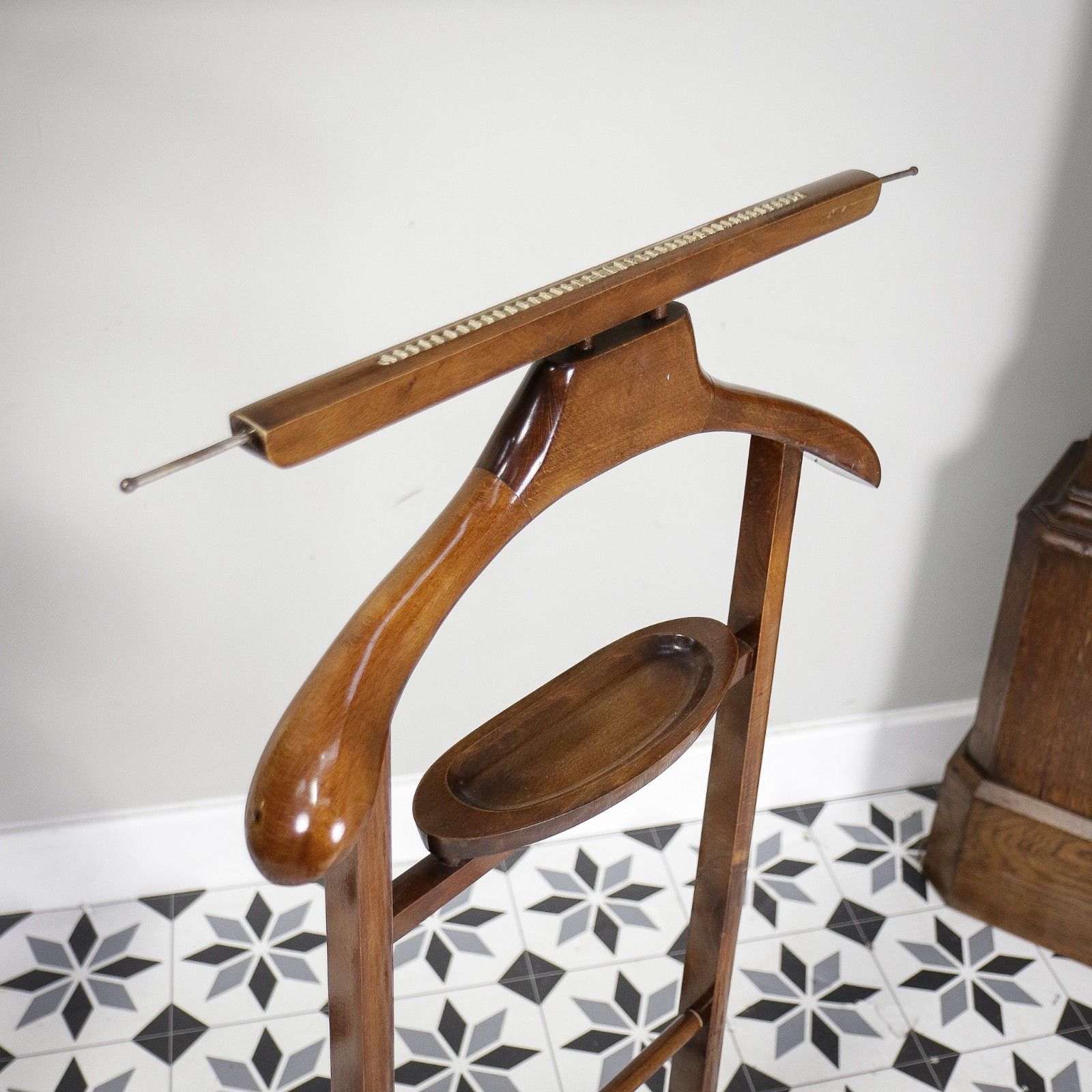 A Mid Century Gentleman's Valet In Fratelli Reguitti Style photo vintage