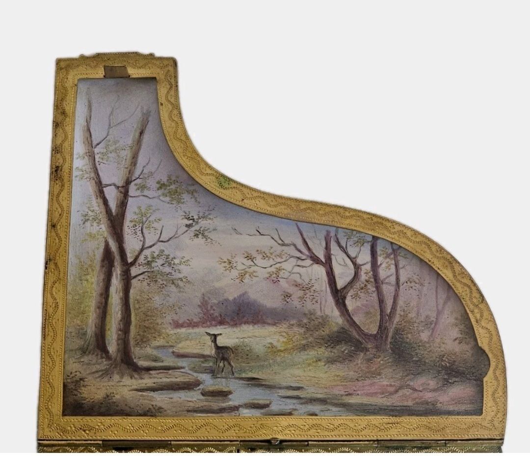 photo vintage A 19thc French Musical Ormolu & Enamel Jewellery Box Modelled As A Grand Piano