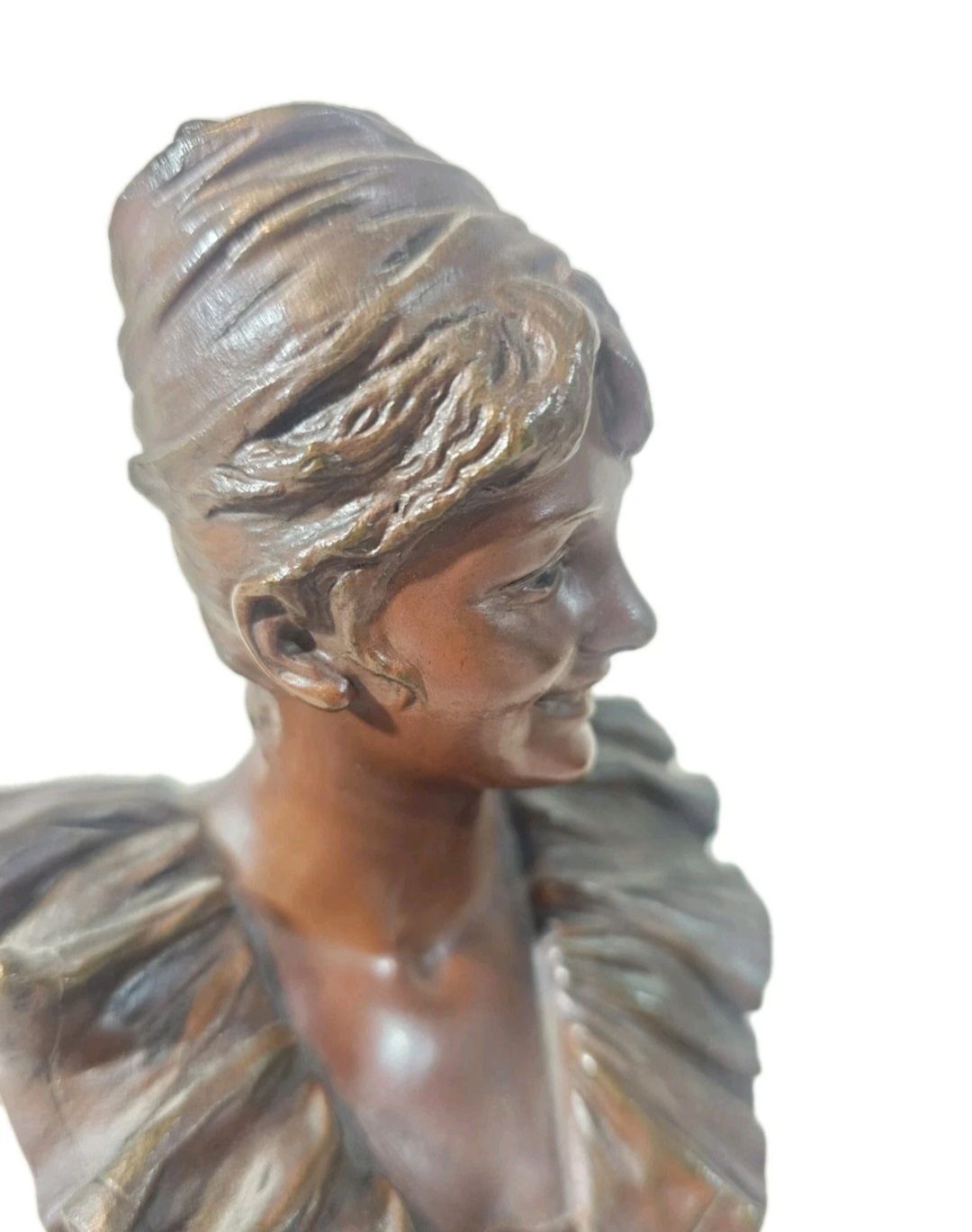 photo furniture A Georges Van Der Straeten Art Nouveau Bronze Bust Of A Woman, Signed