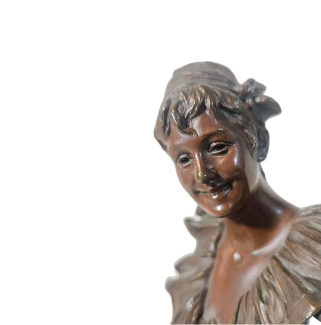 photo for sale A Georges Van Der Straeten Art Nouveau Bronze Bust Of A Woman, Signed
