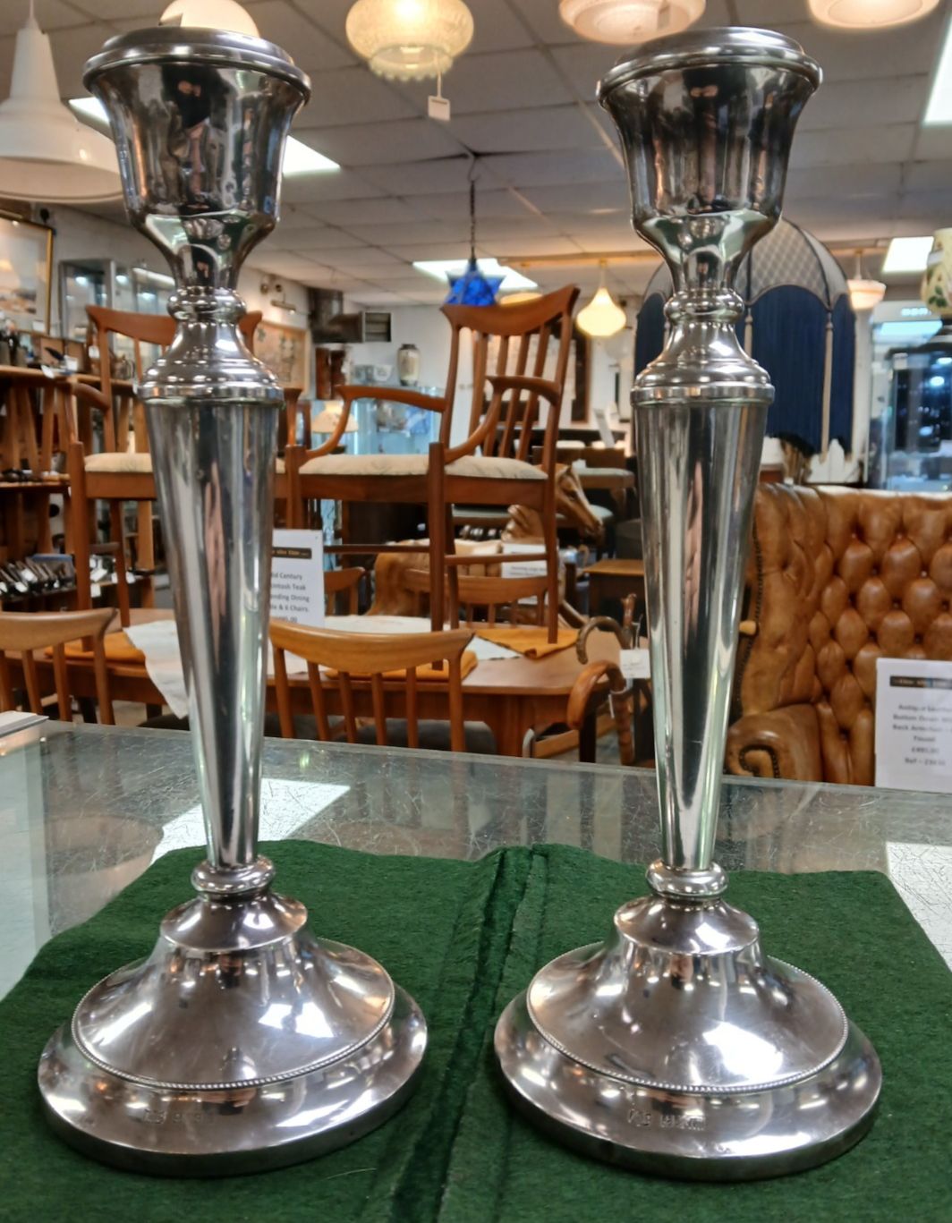 A Pair Of Large Silver Candlesticks By A T Cannon Ltd 1971 Stand 31 Cm