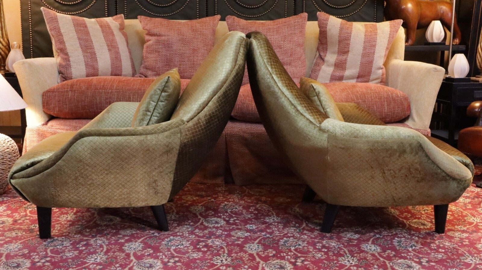 photo vintage Pair George Smith Club Armchairs  Designers Guild Olive Green Velvet Rrp£14600🚚