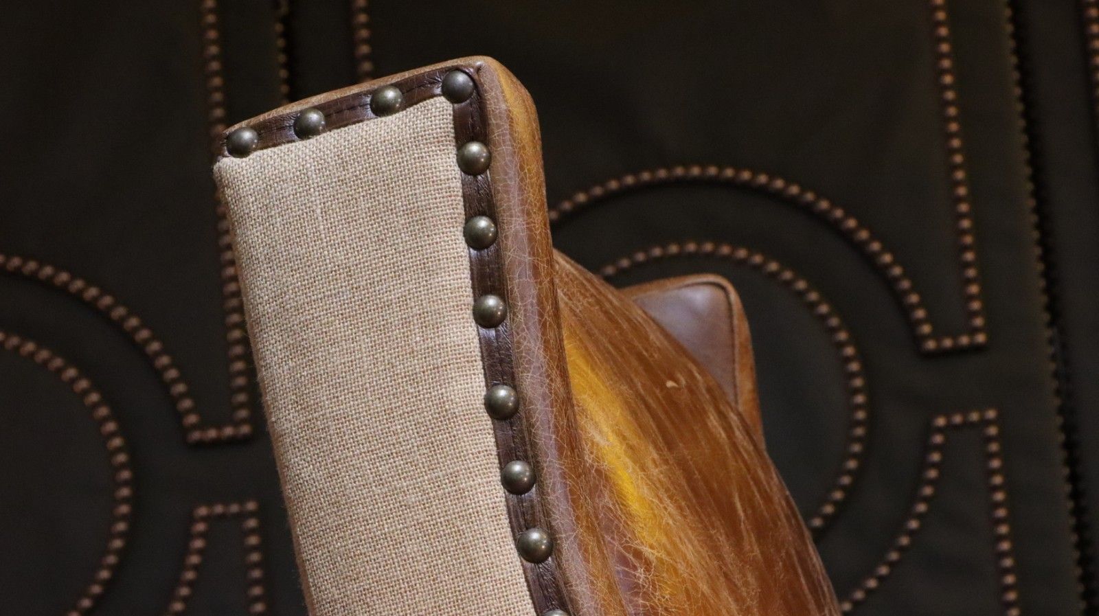 1099.0 Stunning Georgian Leather Wingback Club Library Fireside Armchair Aniline Tan 🚚 photo
