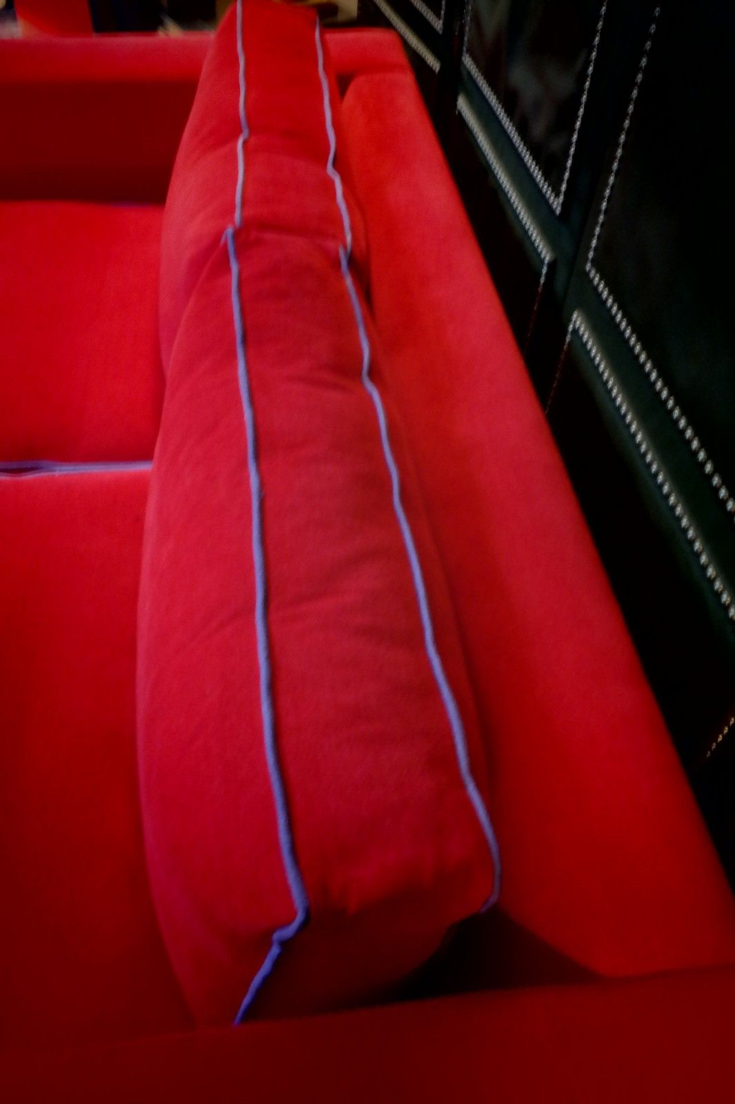 photo vinterior Stunning George Smith Square Club Large 2 Seater Sofa Red Woven Fabric Rrp£9000