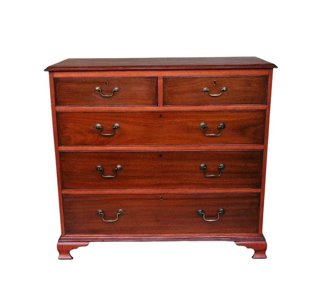 photo vintage C1750 Chest Of Drawers, Georgian Mahogany 2/3 Dresser Chest, Antique Bedroom Furniture