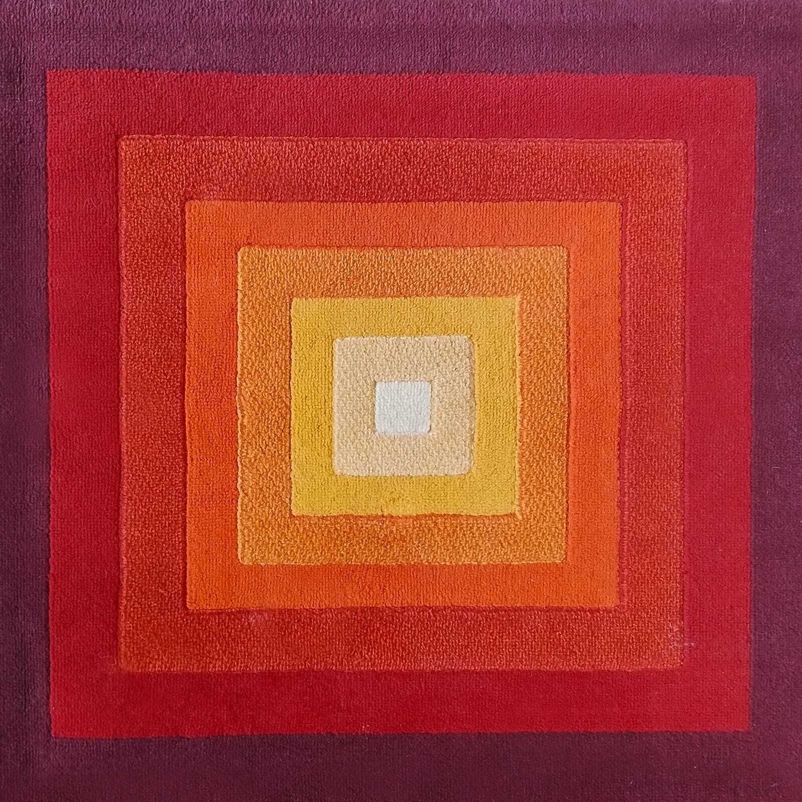 1970s Gorgeous Verner Panton Style "Quadrat" Geometric Op Art Rug. Made In England photo vinterior