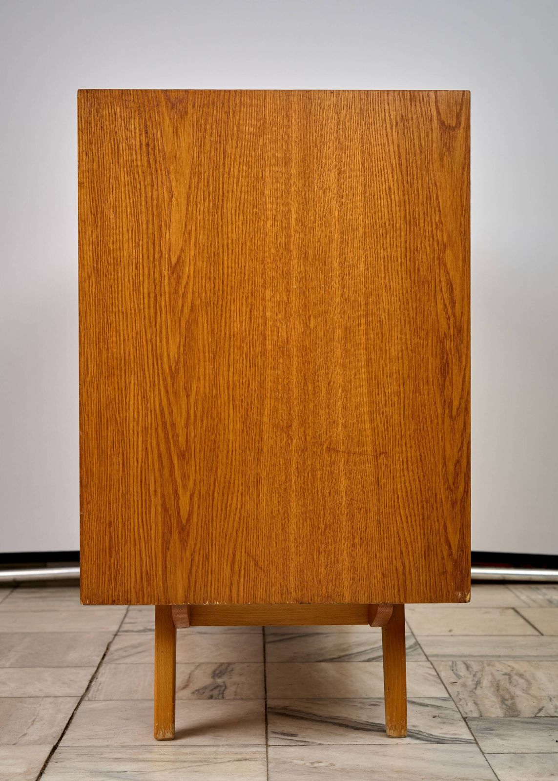 photo vintage Vintage Oak Sideboard By Jiří Jiroutek, 1960s, Czechoslovakia