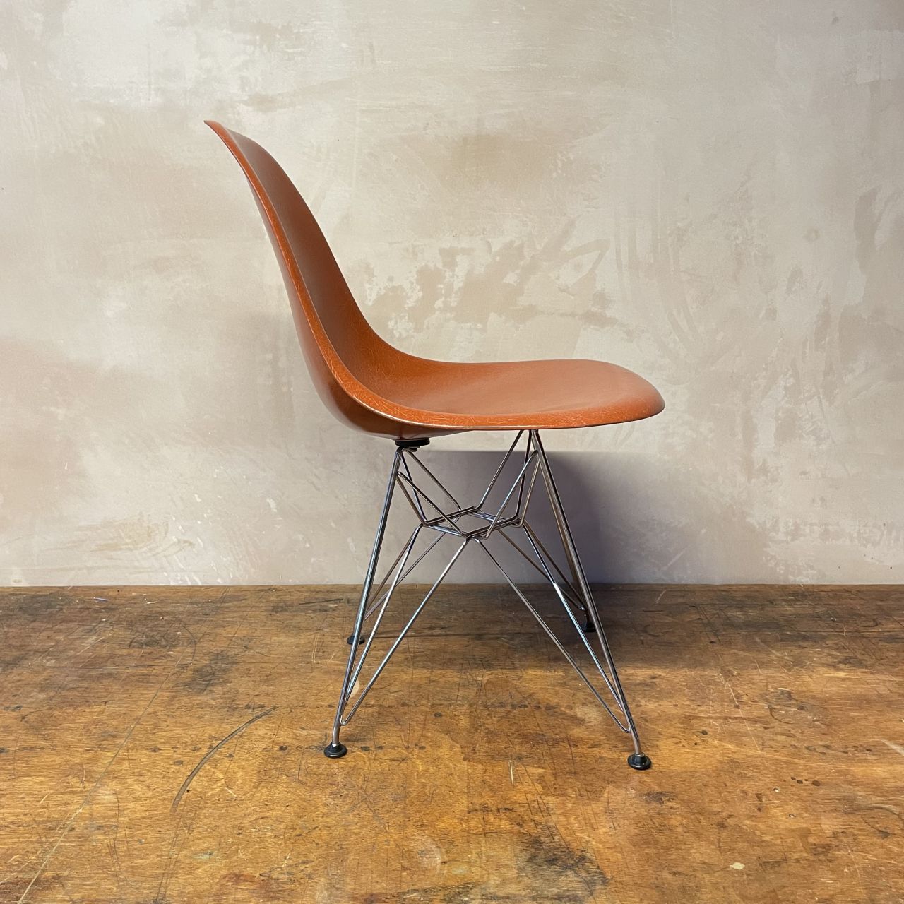 Eames Herman Miller Dsr Eiffel Base Side Chair In Terracotta photo vinterior