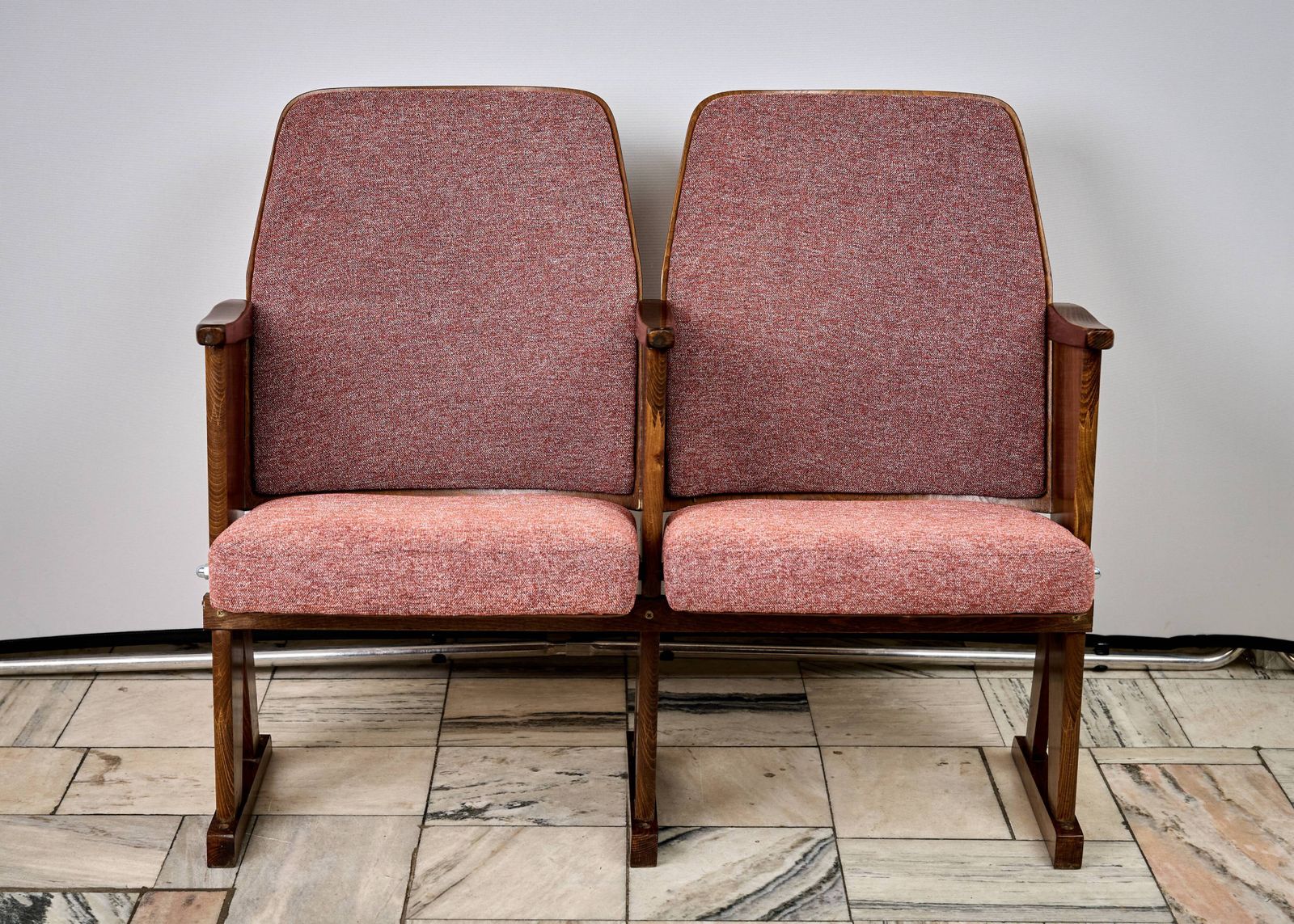 photo buy Page 1 Of 15 Vintage Red Folding Cinema Chairs, 1970s Czechoslovakia