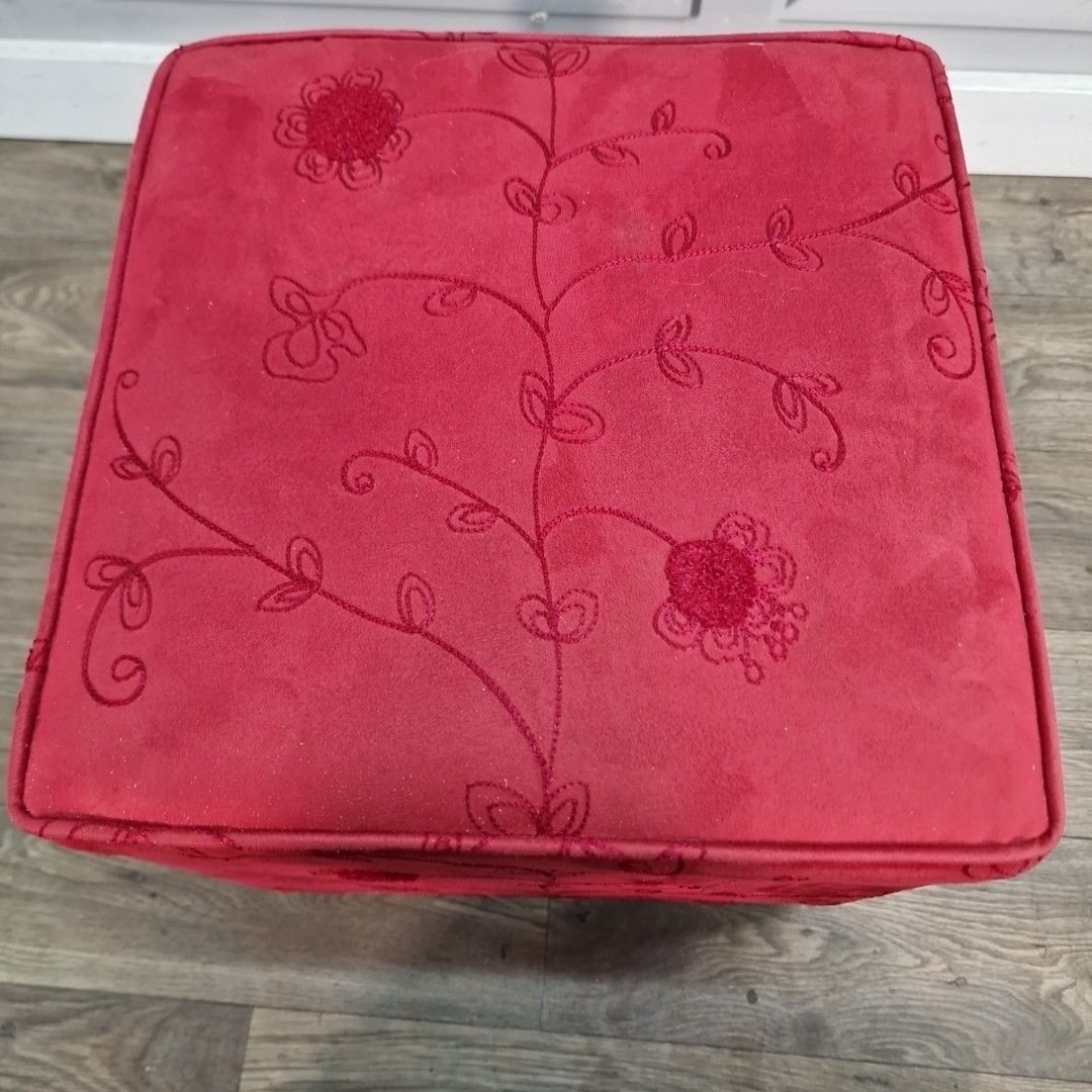 Furniture Vintage Ottoman Footstool Red Storage Foot Rest – Lift Up Lid Pouffe Retro photo