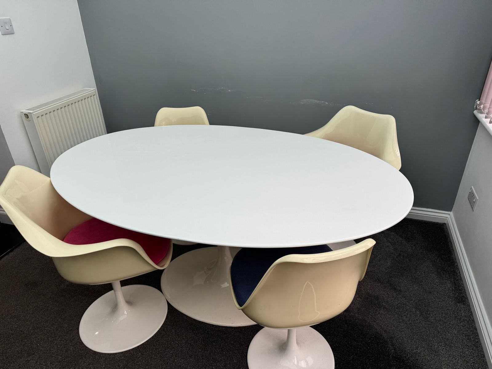 Furniture Rudi Bonzanini Tulip Dining Chairs & Dining Table photo
