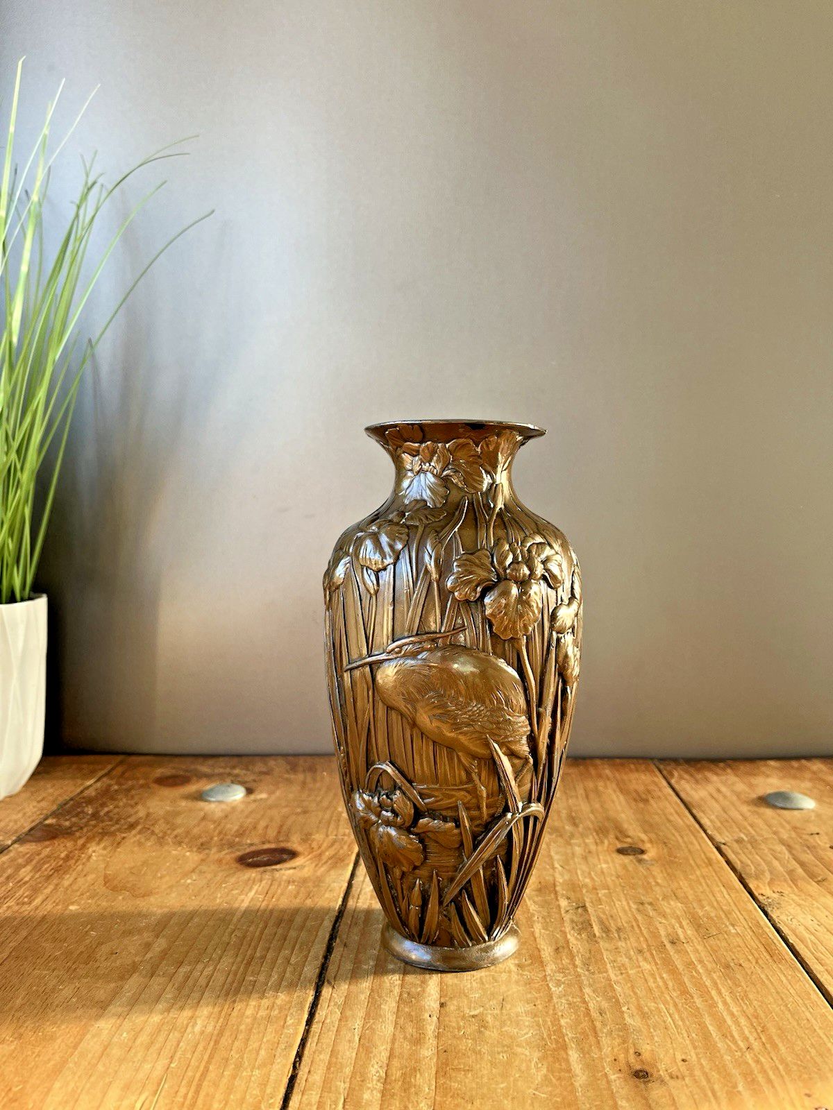 Antique Japanese Meiji Period Bronze Tone Copper Clad Crane Bird Vase Nouveau photo furniture