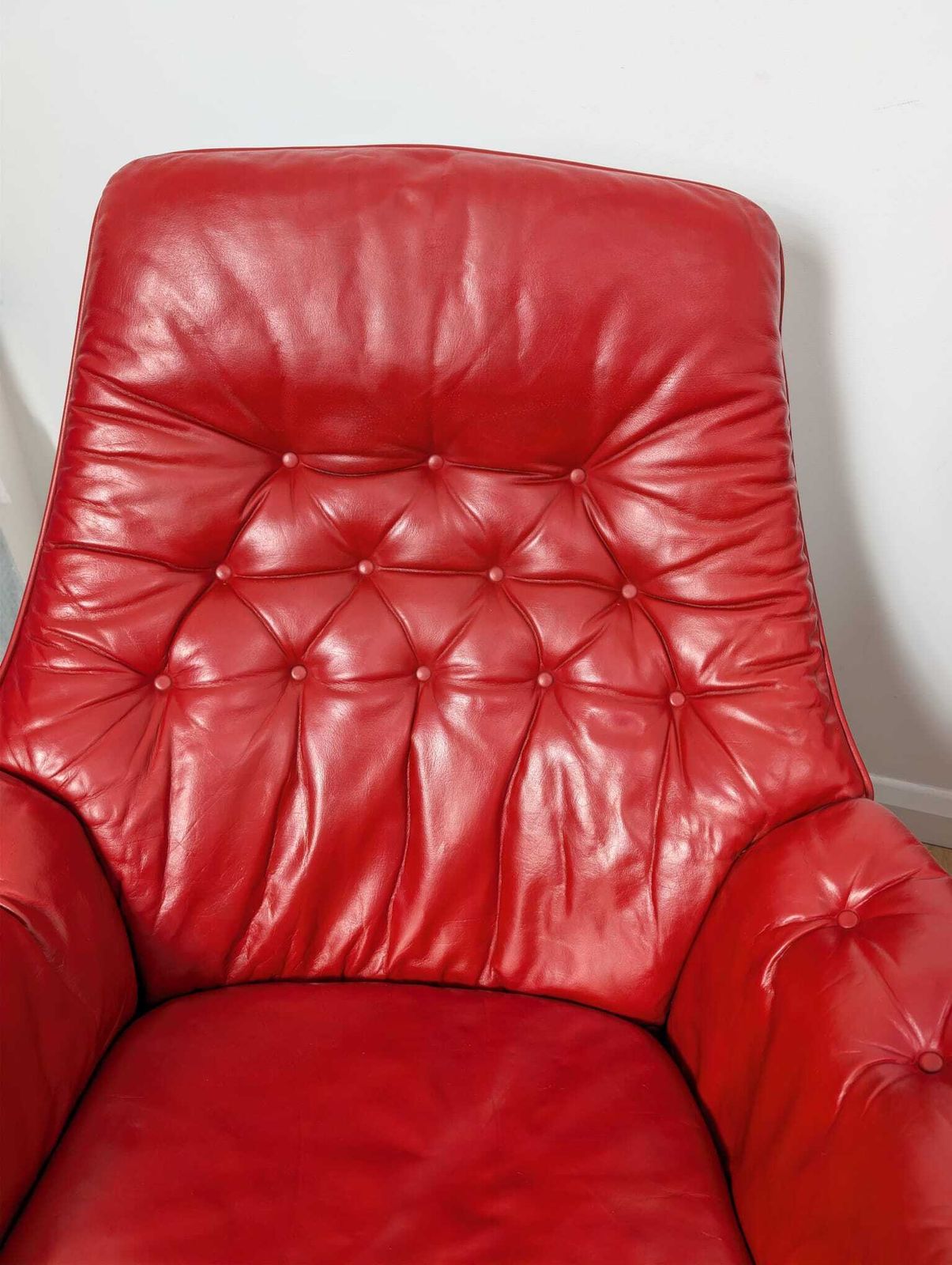 Pair Of Mid Century Swivel Armchairs By Göte Möbler, Nässjö, Sweden — 1970s photo 1895.0