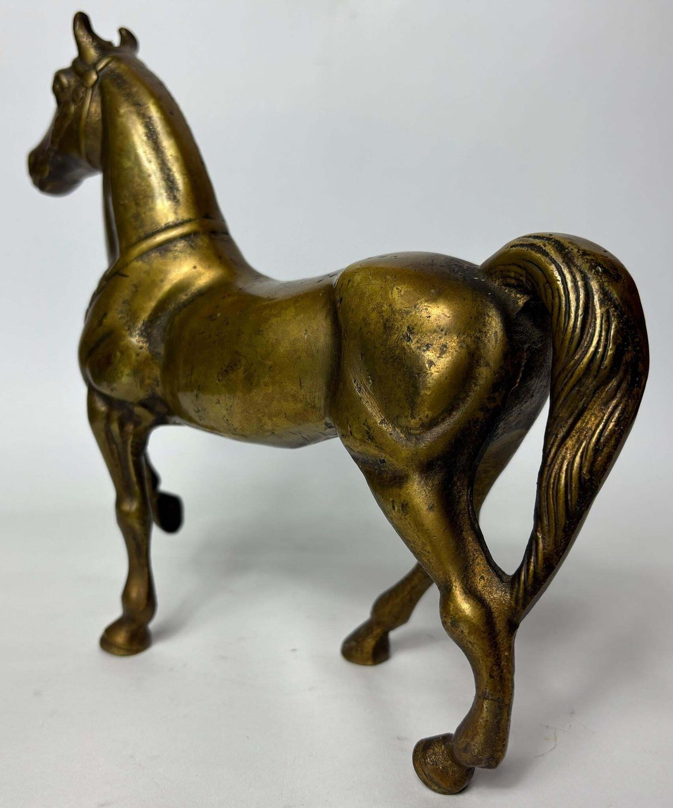 Pair Of Antique Cast Brass Horse Figures (C. 1880–1920) – Heavy Equestrian Mantel Ornaments – 21cm photo Art