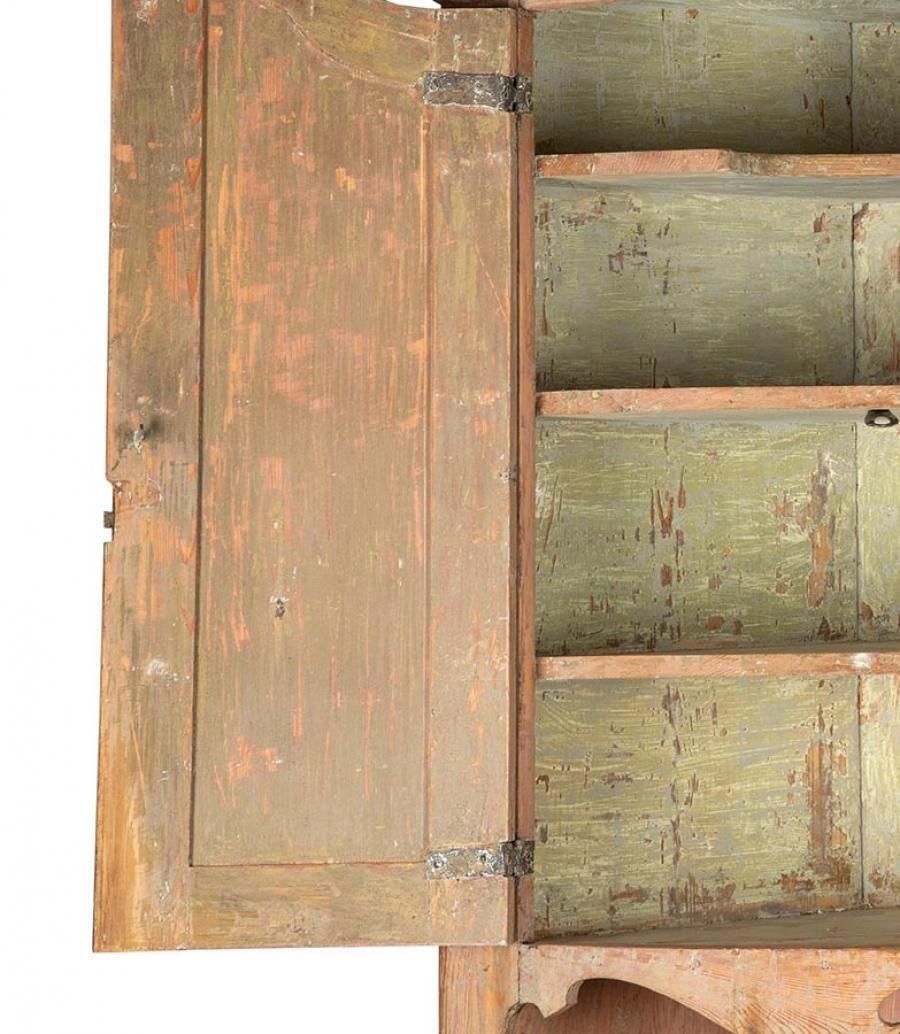 19th Century Two Part Rococo Corner Cabinet photo vinterior