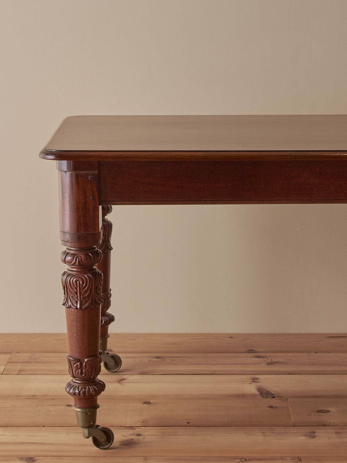 Antique William IV Mahogany Dining Table On Brass Castors photo vinterior