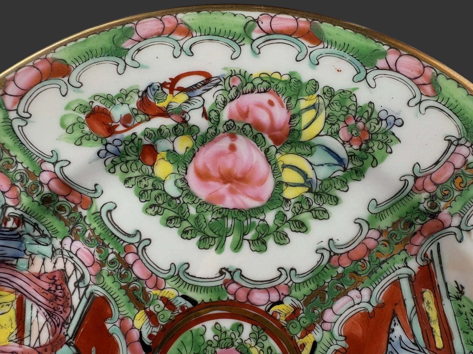 Chinese Famille Rose Medallion Porcelain Plate With Figures & Peonies, Qianlong Style Mark photo vinterior