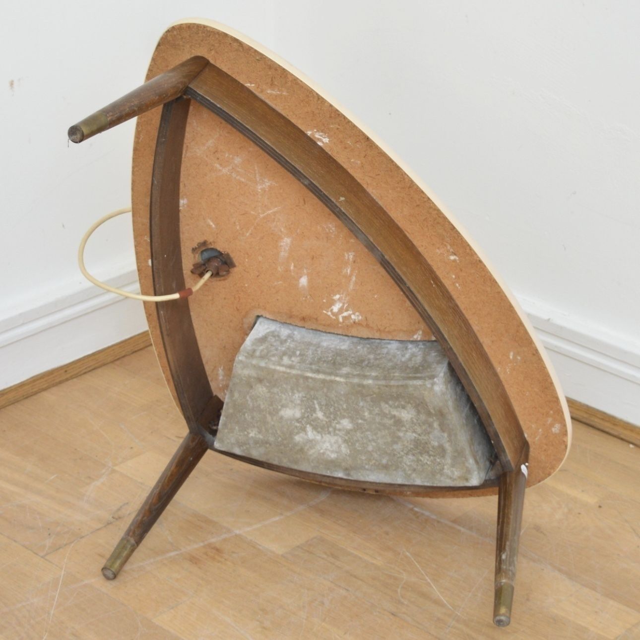 Beautiful 1960’s German Side Table With Lamps And A Planter With Trellis photo for sale