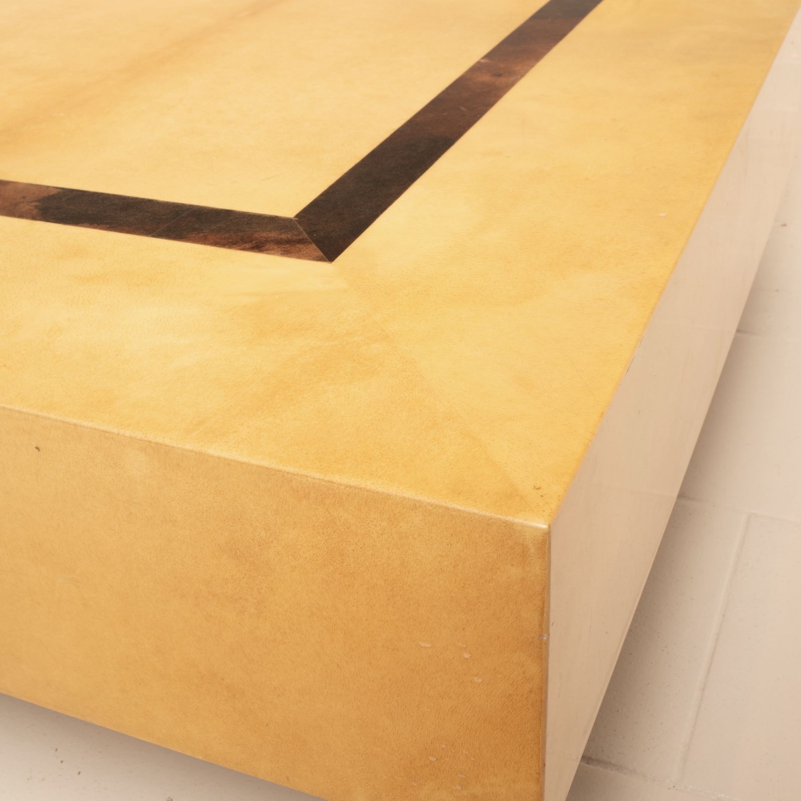 photo for sale Nucci Valsecchi Coffee Table For Tura Milano 1970 Mod 3000d