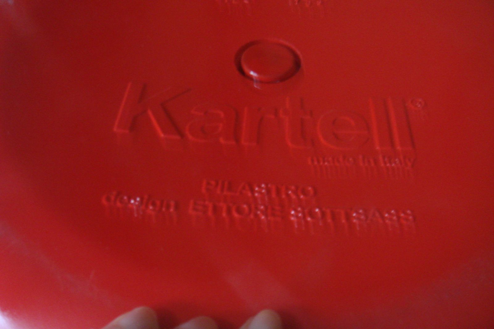 New Kartell Pilastro Design Ettore Sottsass Stool In Red Made In Italy photo for sale