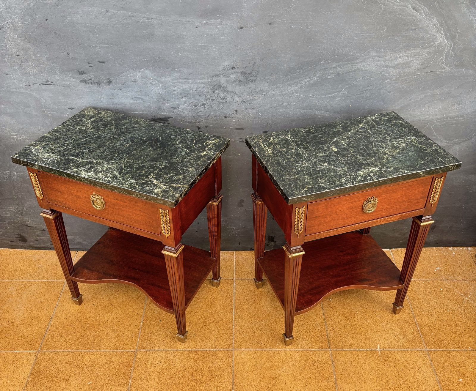 photo vinterior Pair Of French Louis XVI Style Nightstands With Marble Tops, Early 20th Century