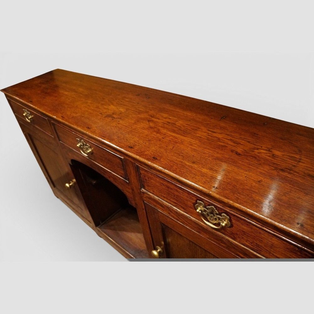 photo furniture Antique Oak Dog Kennel Dresser