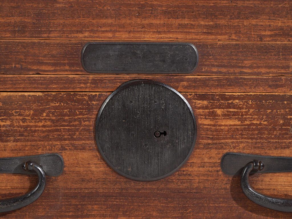 photo for sale Antique Tansu Japanese Chest Of Drawers – Meiji / Taishō Period (C.1868 1926) #43