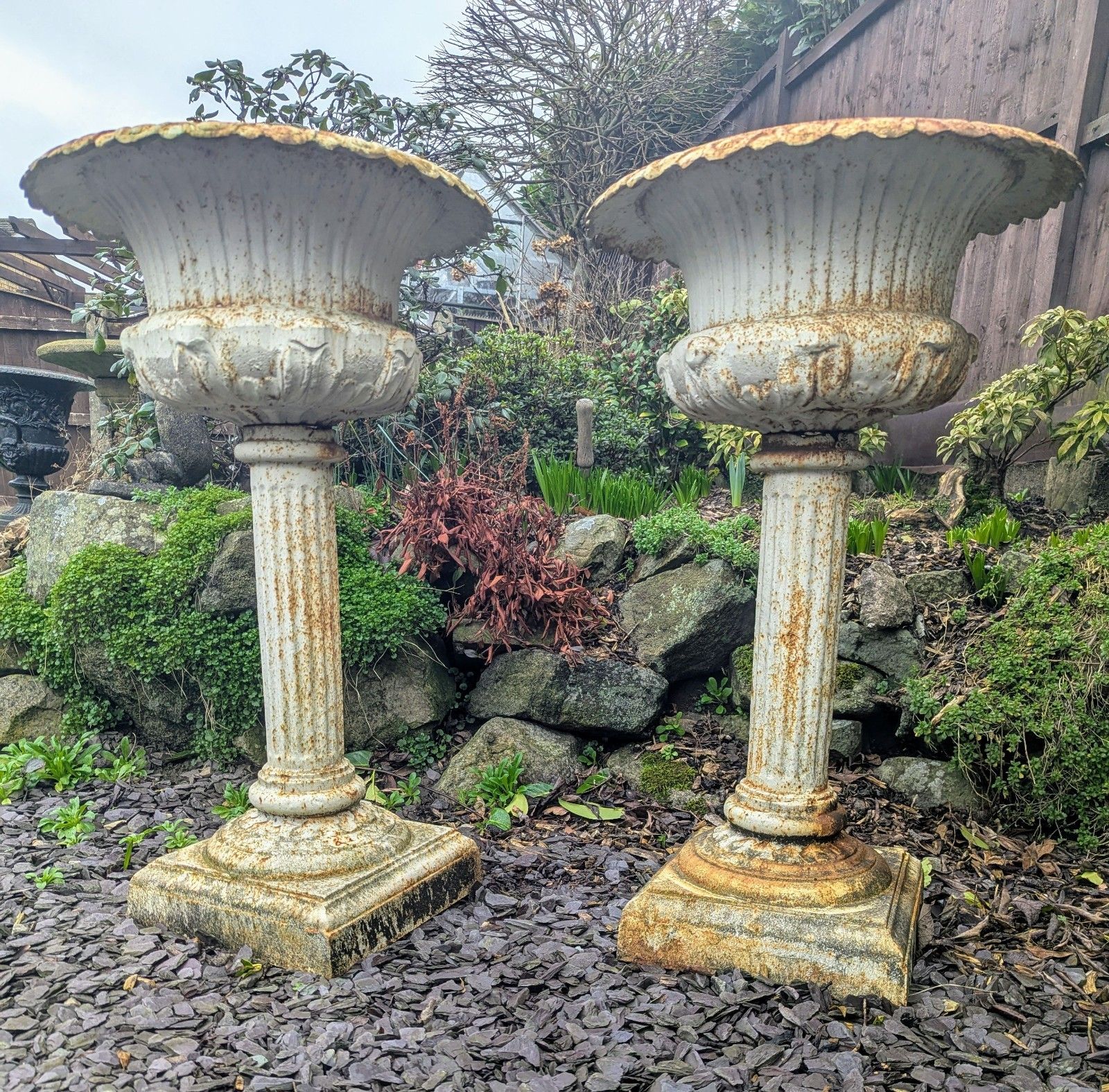 19th Century Unusual Cast Iron Campana Urn Jardinieres Delivery  Available 0265. photo vinterior