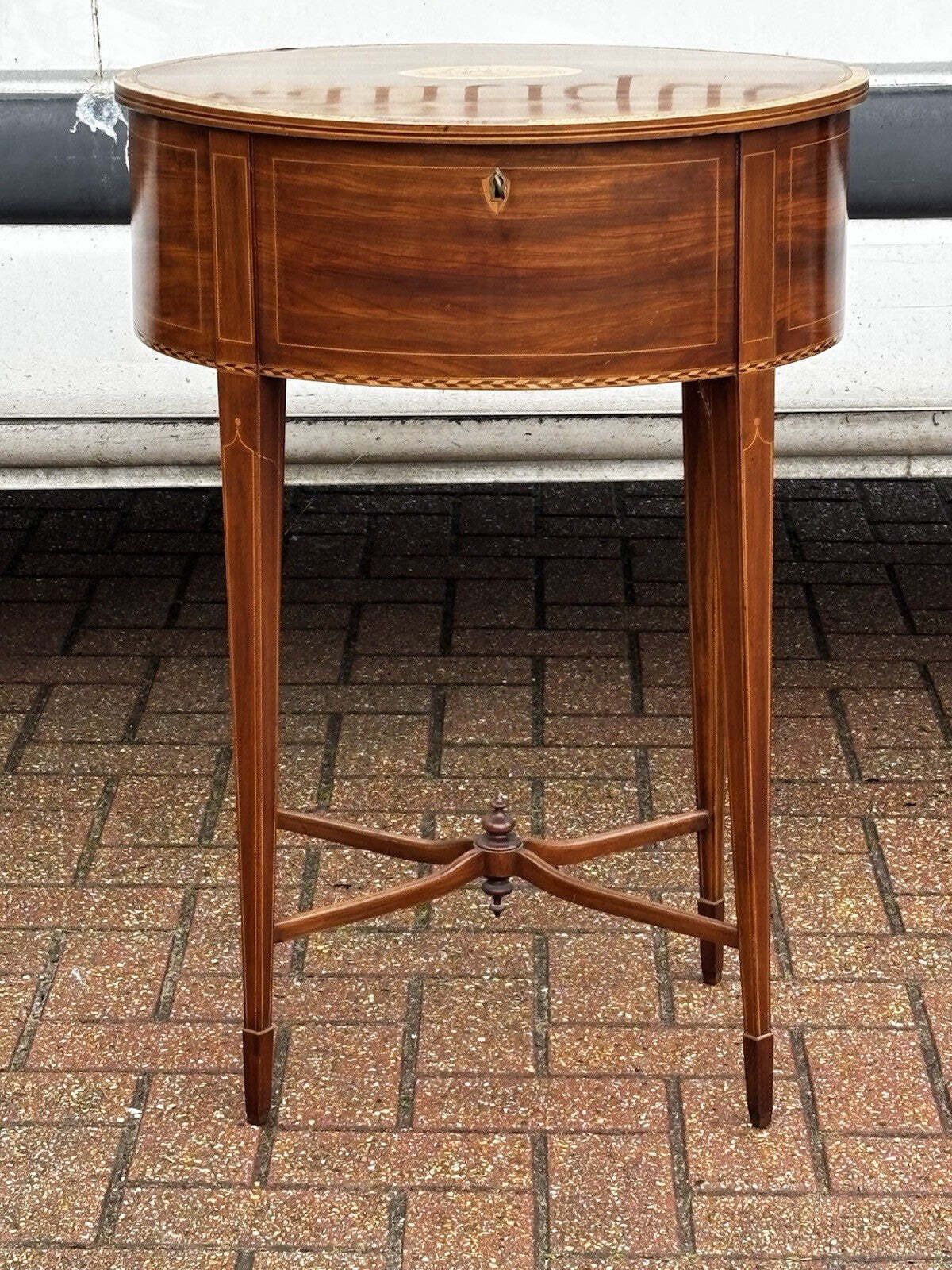 688.0 Sheraton Revival Inlaid Satinwood Side Table, Lamp Table, Work Box, On Castors. photo