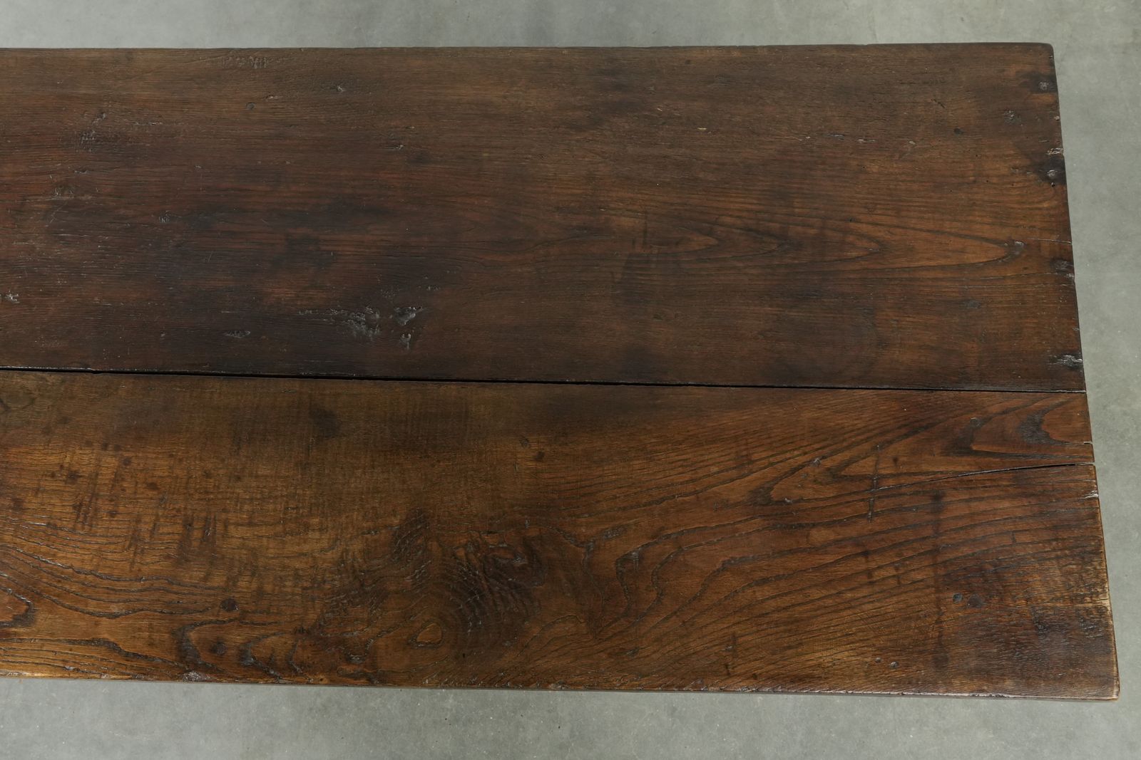 Antieke Zuid Europese Salontafel, 18e Eeuw, Kastanjehout Met Twee Lades En Mooie Patina photo vintage