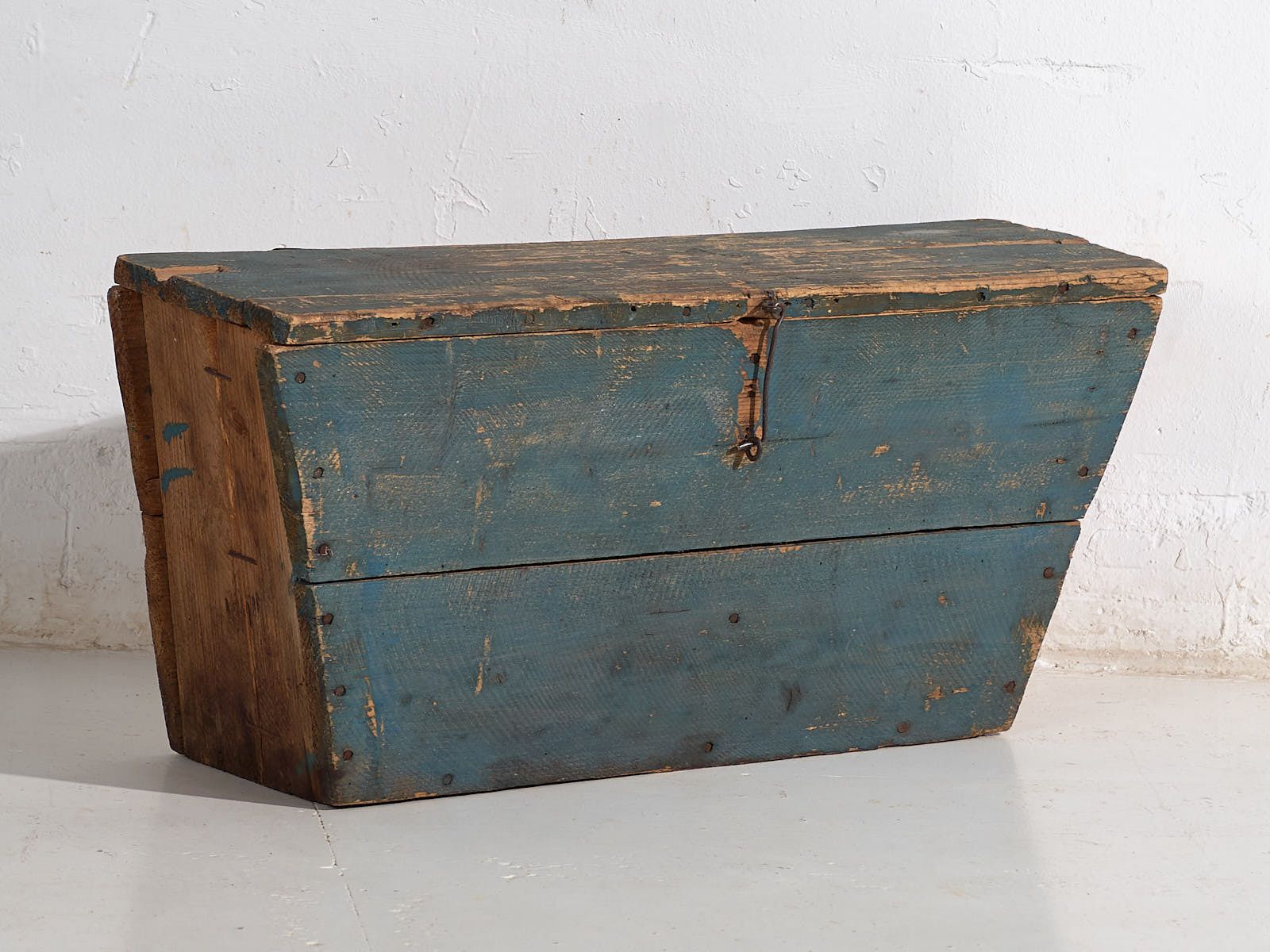Antique Storage Trunk (C.1920) #112