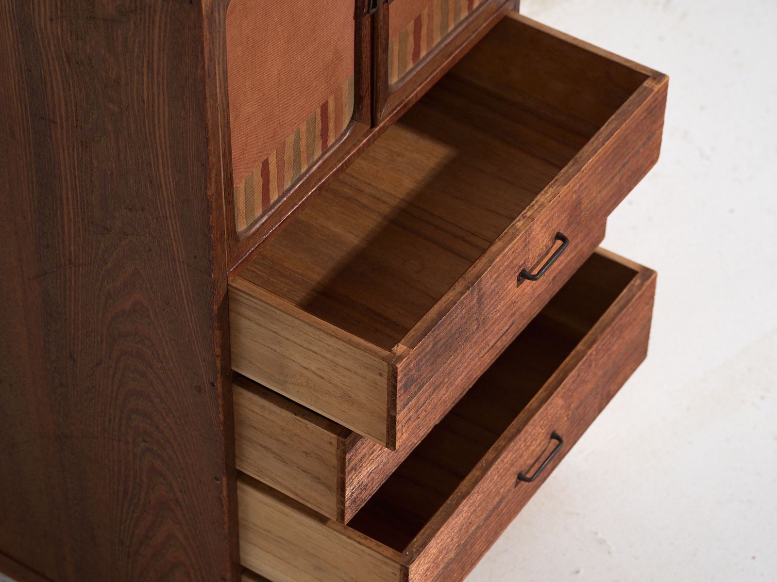 Small Antique Japanese Cabinet – Showa Period (C.1945 1970) #23 photo for sale